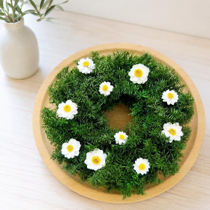 長く楽しむ 針葉樹と花かんざしのラウンドリース